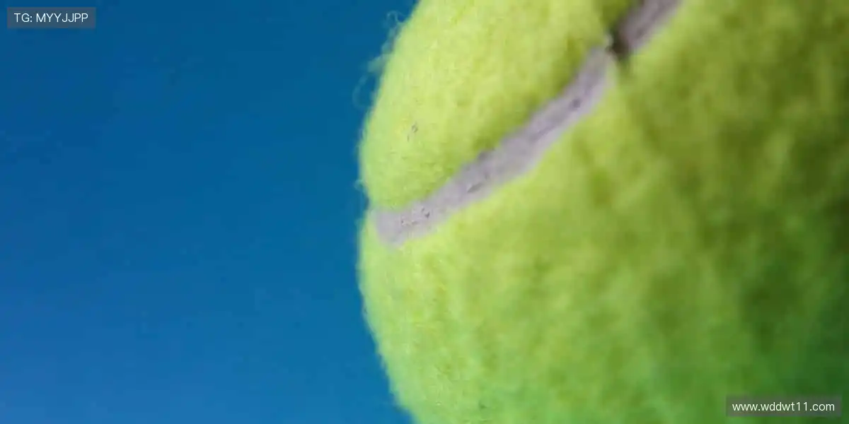 「球星同款、限量周边，做朋友圈最靓的体育潮人！👕点击抢购，手慢无！」